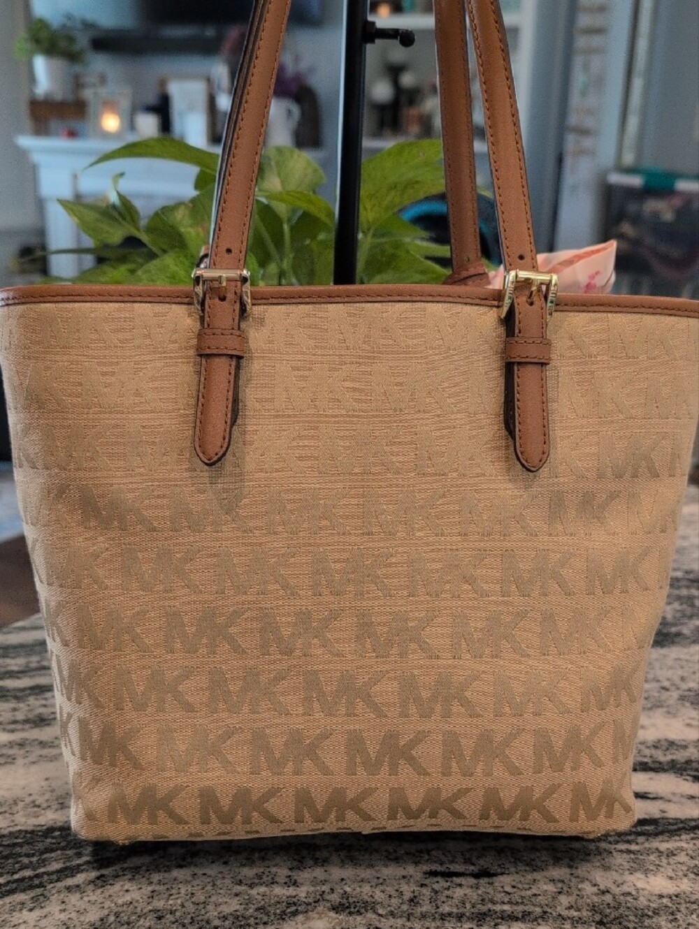 Michael Kors Signature Canvas Tote Bag With Front Pocket - Picture 9 of 13
